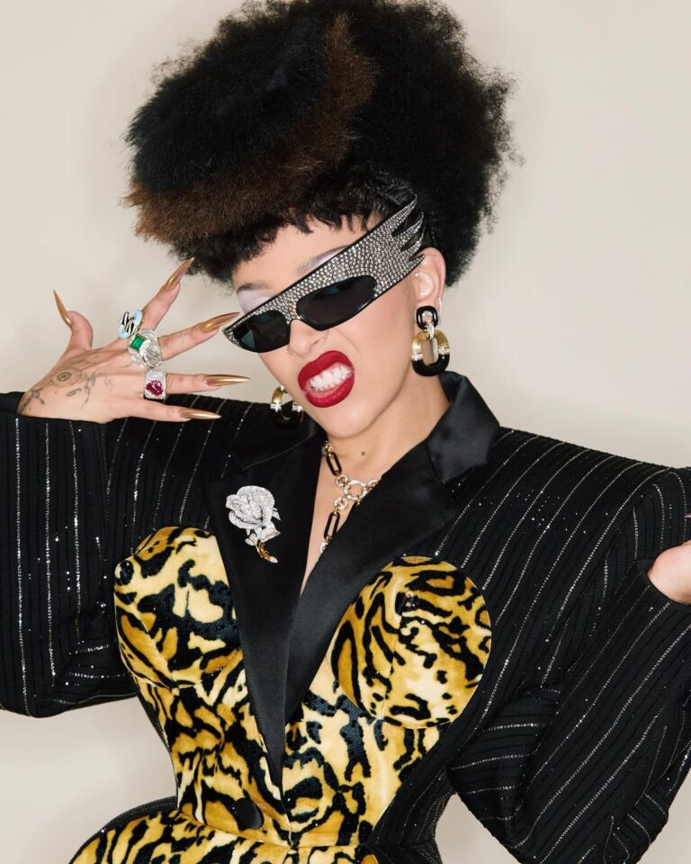 Doja Cat Confirms New Album ‘Vie’ Will Blend 70s And 80s Vibes With A Modern Edge