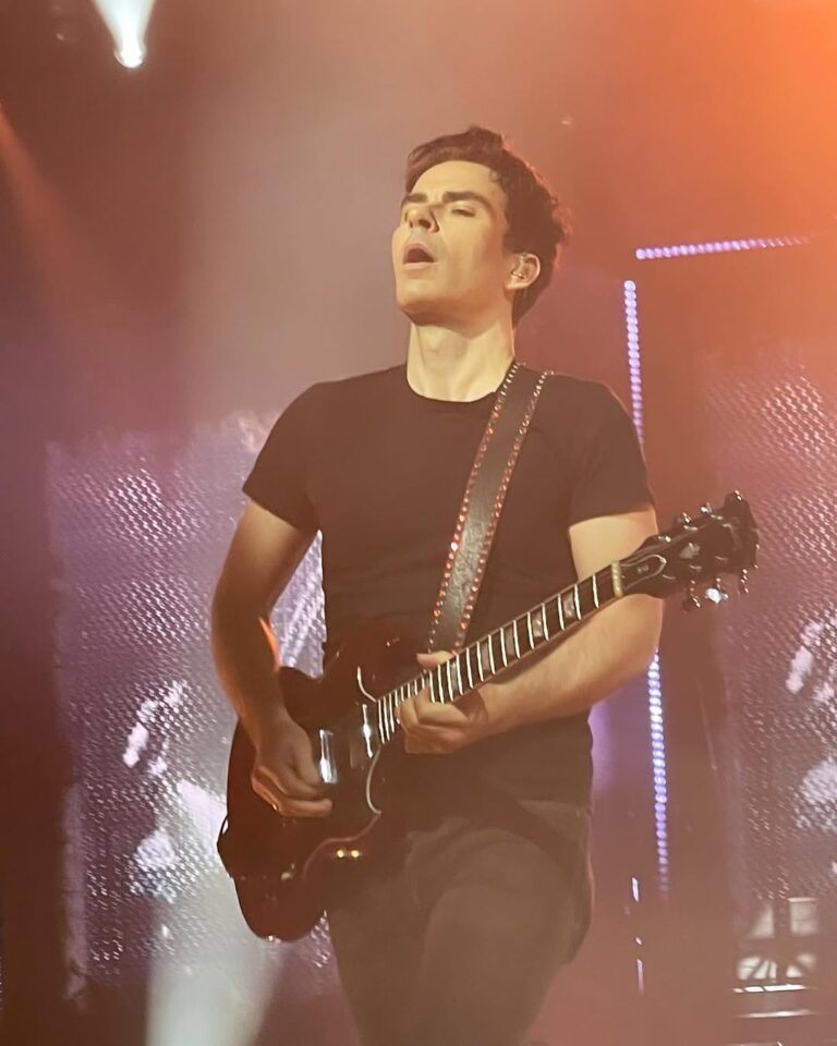 Kelly Jones Snubs Stereophonics Tribute Act Featuring ‘Belly Jones’ – But Says It’s Still An “Honour”