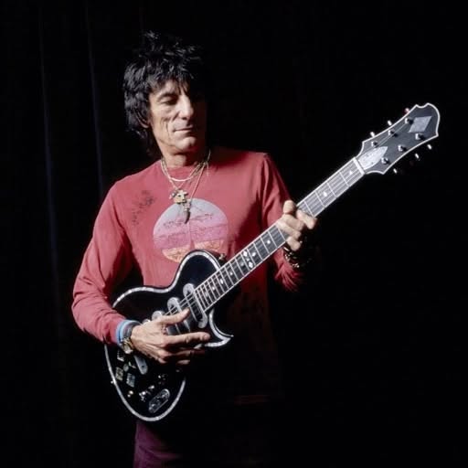 Ronnie Wood Reveals The Secret Behind Rolling Stones’ Enduring Success: “We Don’t Over-Socialise”