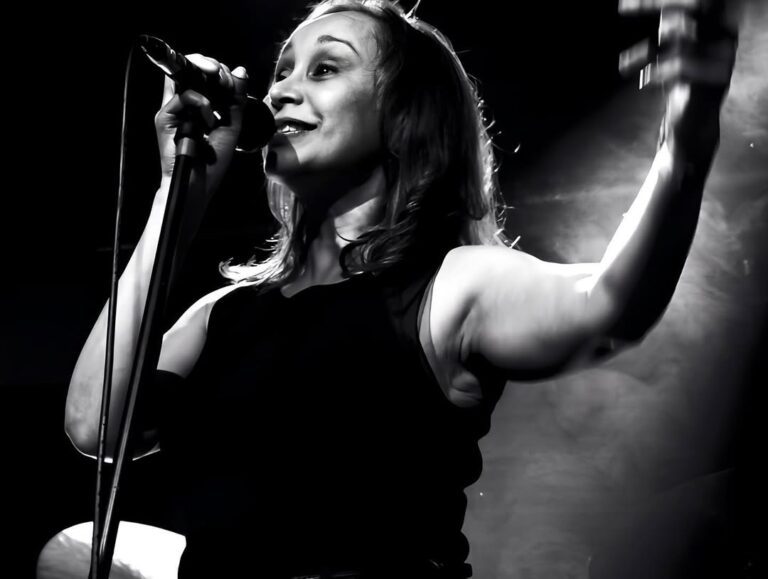 Echobelly’s Sonya Madan Reflects On Britpop: “The Male Bands Were Always Supportive”
