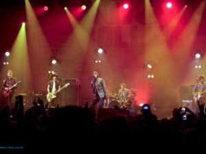 Liam_Gallagher_BeadyEye_AbuDhabi_1