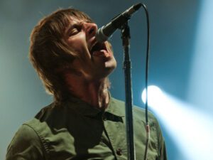 Liam_Gallagher_BeadyEye_AbuDhabi_2