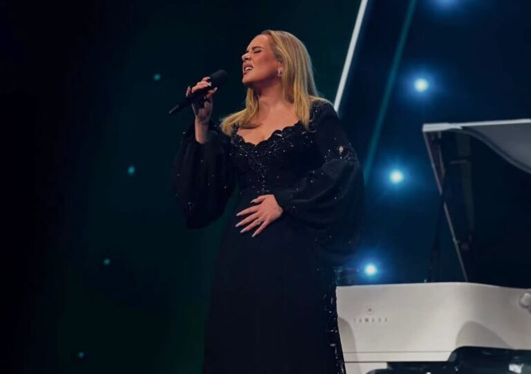 Adele on stage