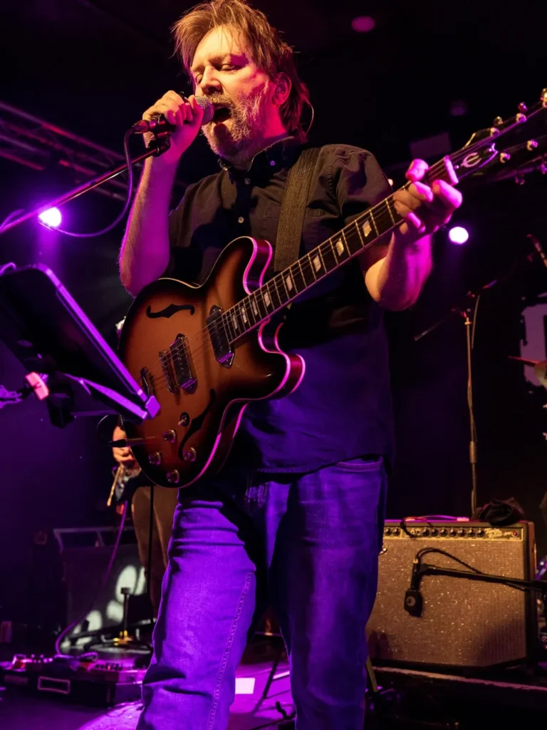 Paul Draper of Mansun