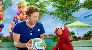 Chris Martin & Elmo