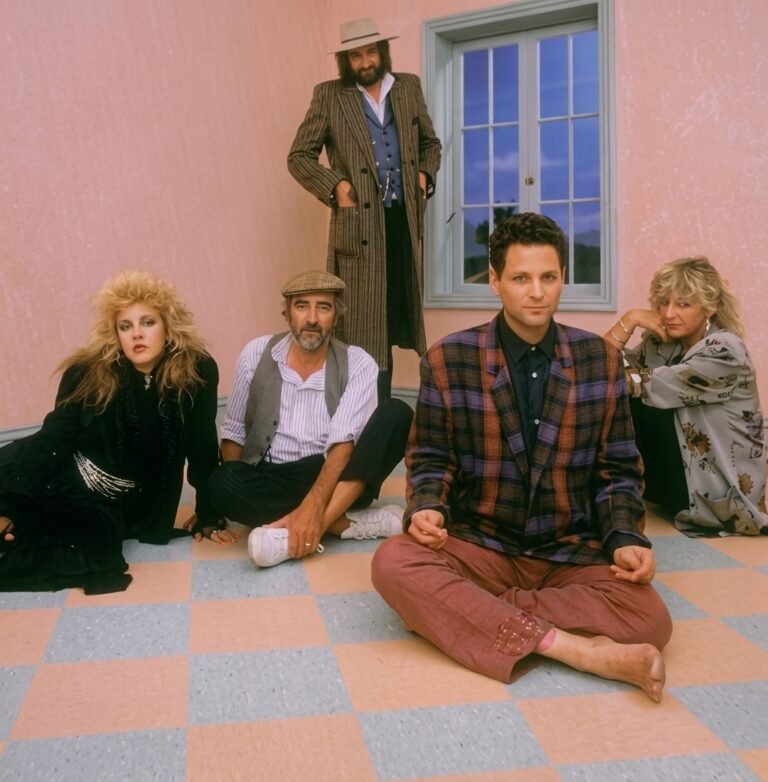 Fleetwood Mac’s Greatest Hits reaches 400 weeks on Billboard 200