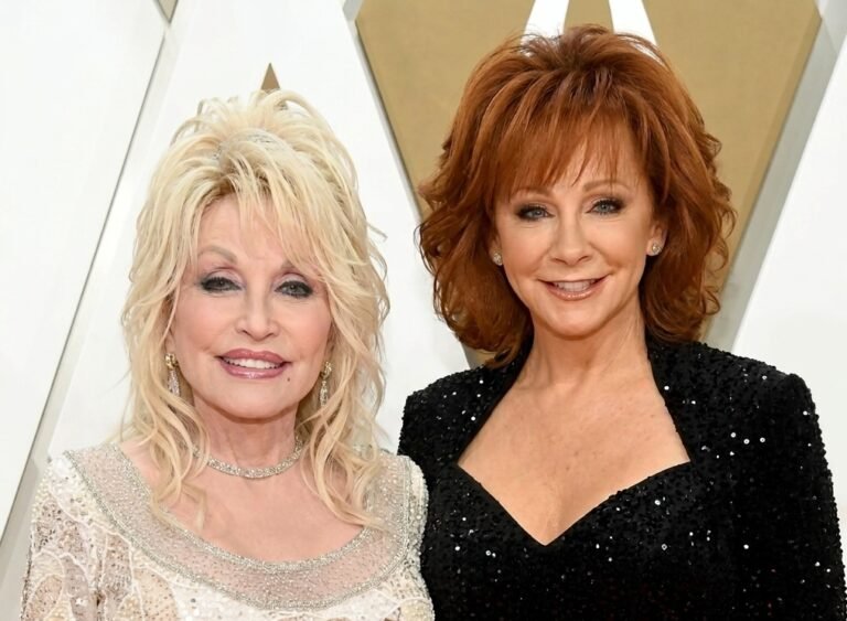 Dolly Parton and Reba McEntire